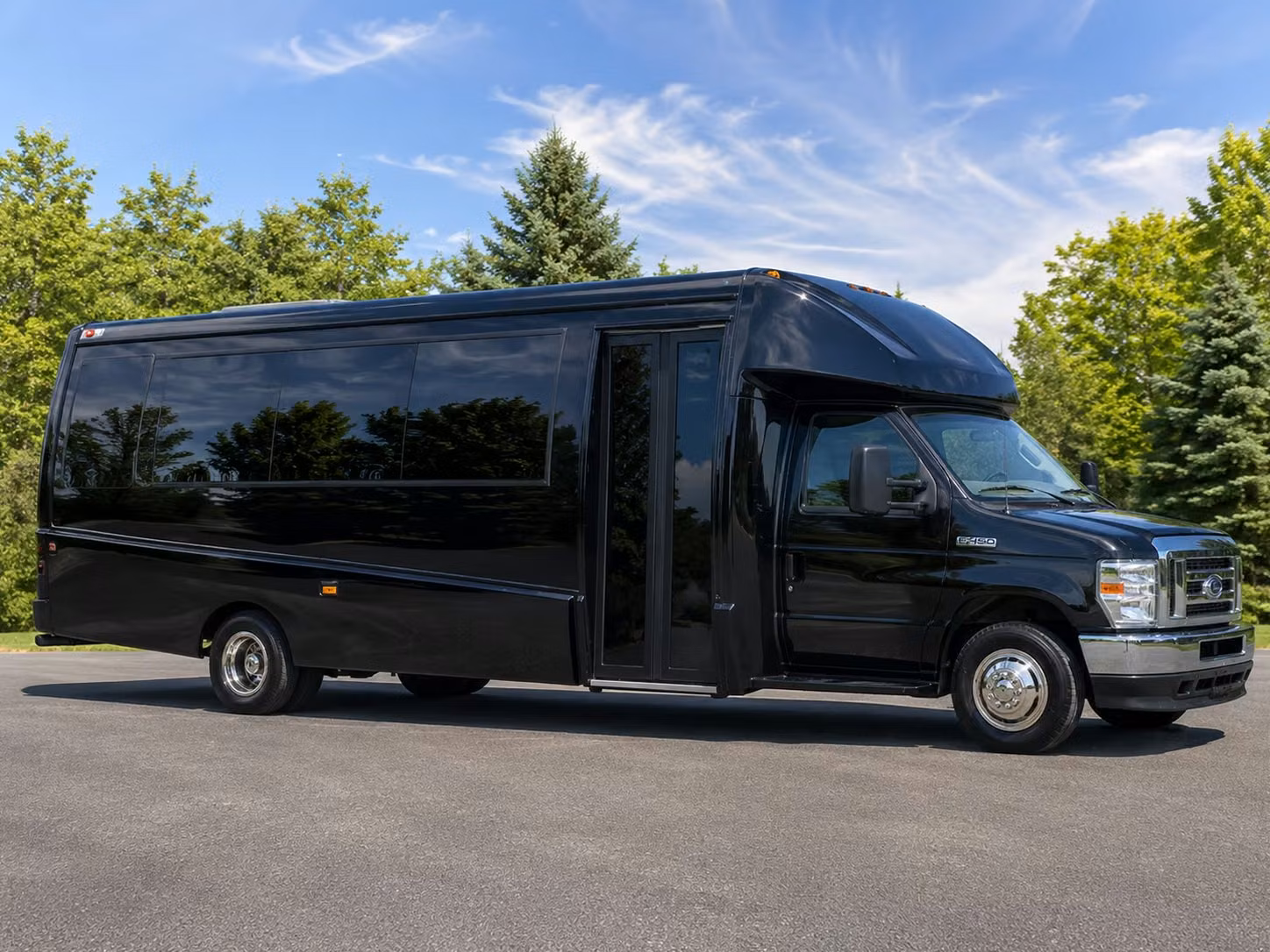 15 passenger minibus