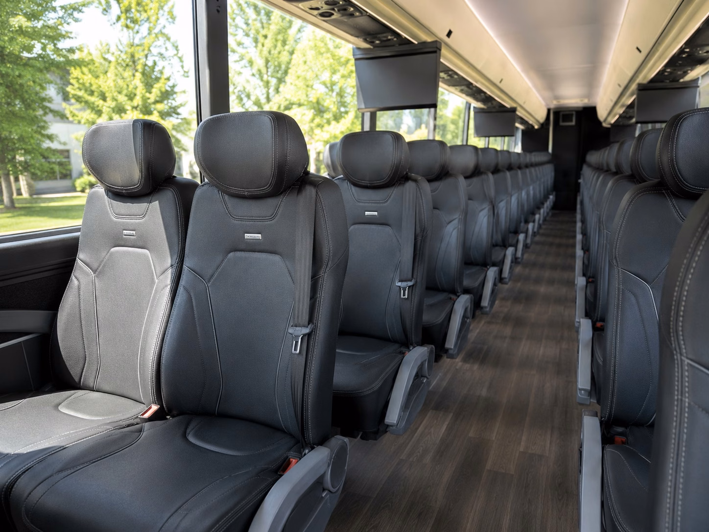choosing the right bus size for your portland prom group