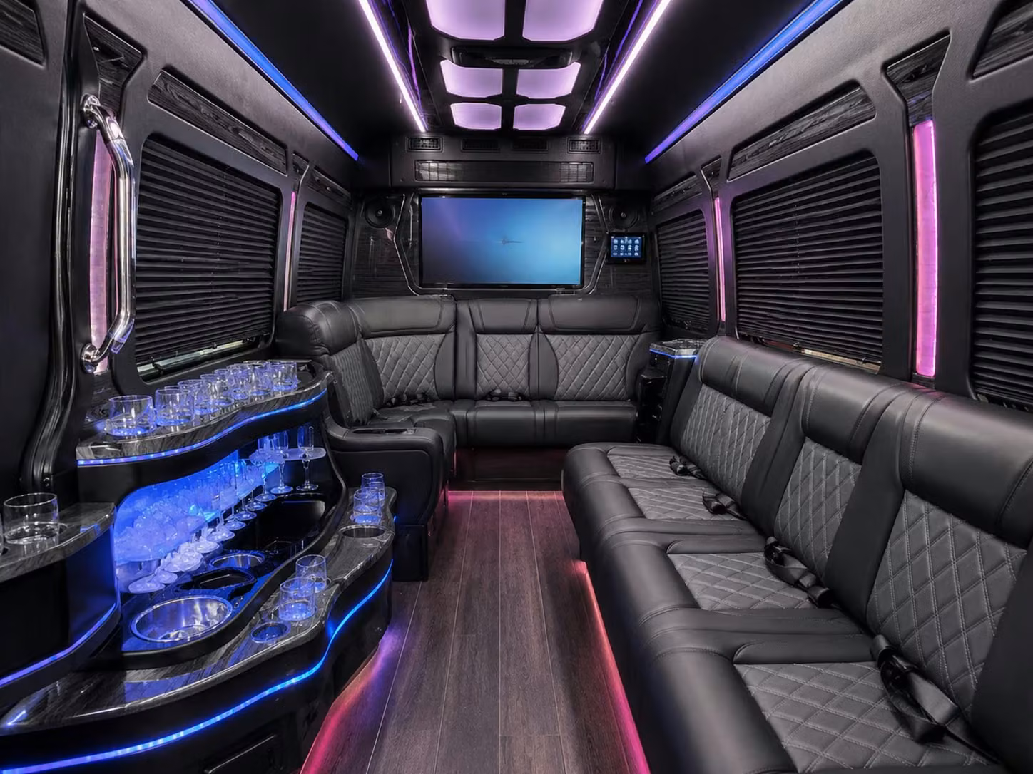 corporate event shuttle bus rentals in portland