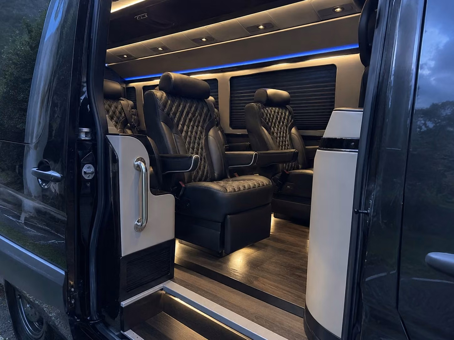 portland airport shuttle services