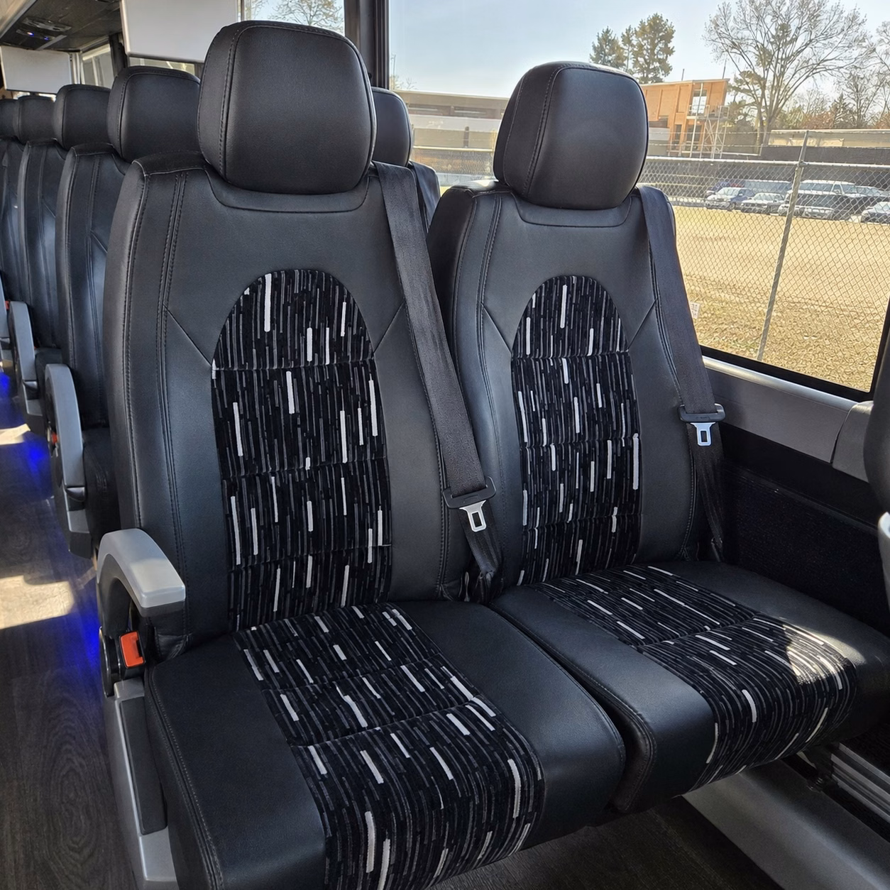 shuttle buses for portland wedding venues along the willamette river